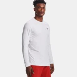 Under Armour Men's ColdGear Armour Fitted Crew -Patagonia Store fw23 und 1366068 wh blk 1