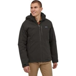 Patagonia Men's Insulated Quandary Jacket -Patagonia Store fw2324 patagonia mensinsulatedquandaryjacket black 1