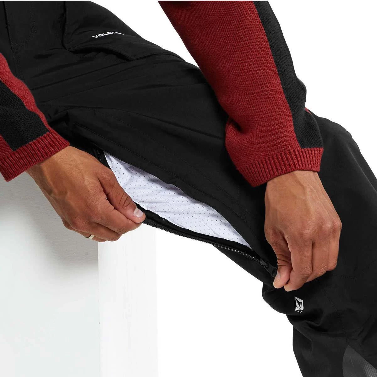 Volcom Men's Rain Gore-Tex Bib Overall 4 Volcom Men's Rain Gore-Tex Bib Overall - Image 4