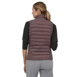 Patagonia Women's Down Sweater Vest -Patagonia Store pat 84629 dusky brown model2